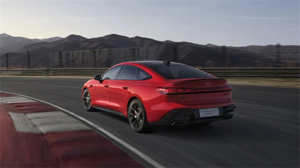 全新上汽奥迪A5L Sportback正式上市，限时臻享价25.99万元起